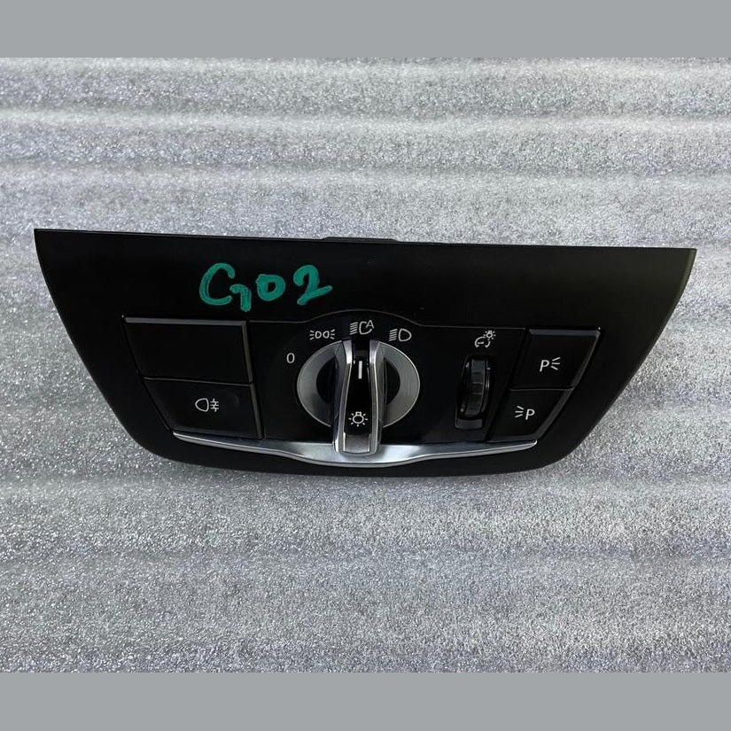 OEM BMW X3 G01 G02 HEADLIGHT SWITCH CONTROL UNIT 9472965