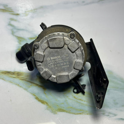 Mercedes-Benz C300 W205 W222 GLC Engine Auxiliary Water Pump Bosch A000 5002686