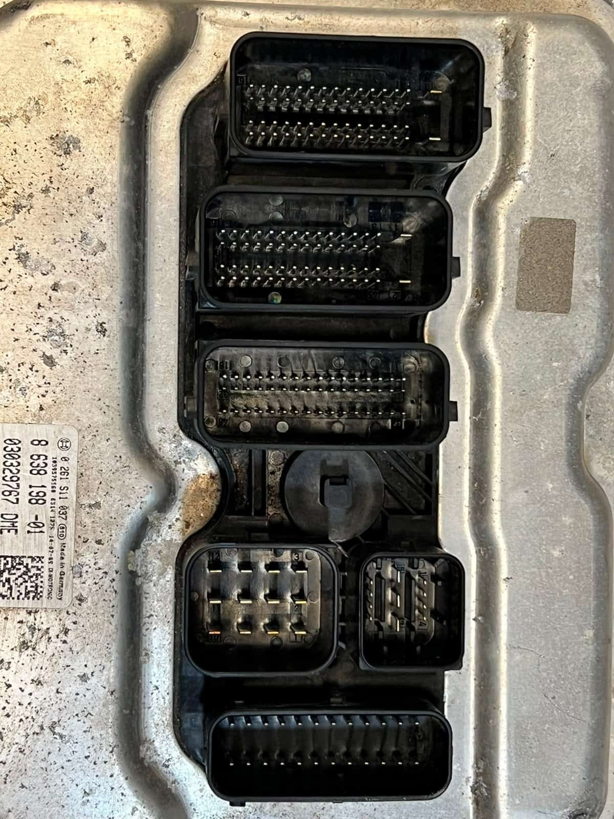2014 BMW 116i 1' F20 N13 Engine Control Unit ECU SET DME + FEM + 1KEY 8638198