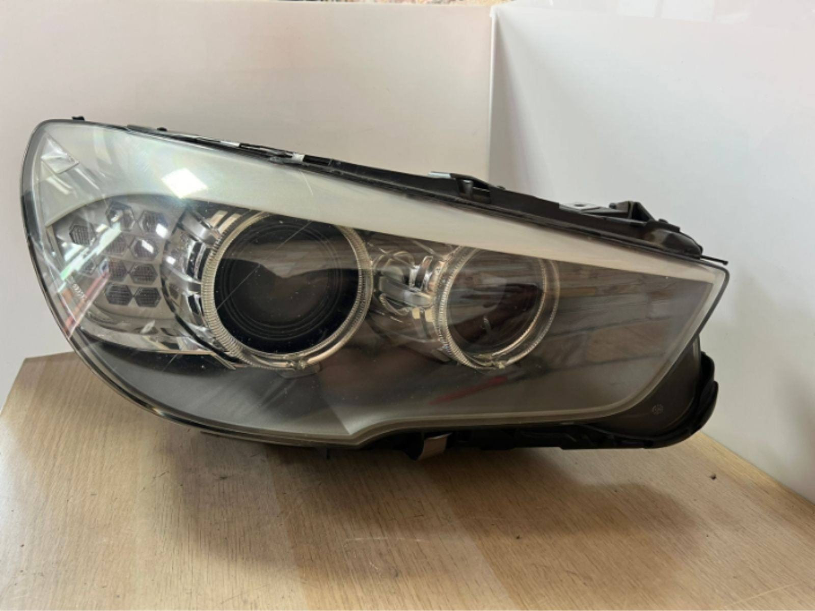 BMW 5 Gran Turismo GT F07 7199610 2010 RHD Xenon Front Right Headlight