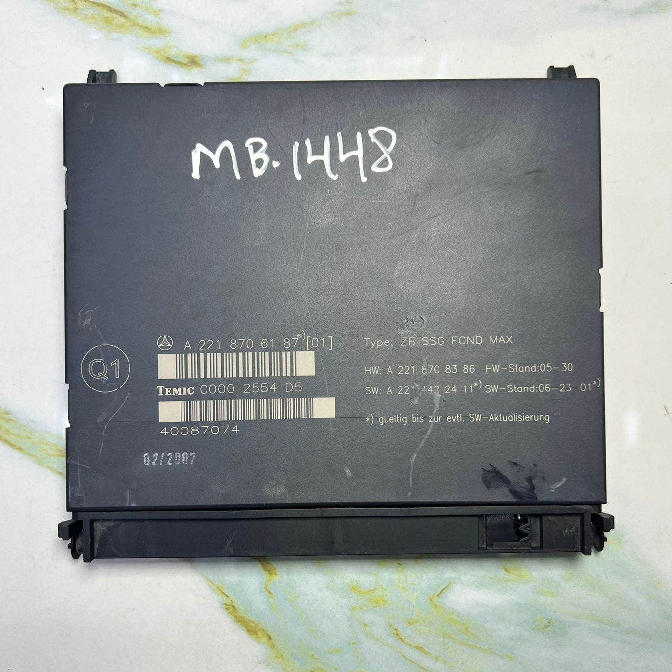 2007-2009 Mercedes-Benz S600 Rear Seat Control Unit A2218706187 S-Class W221