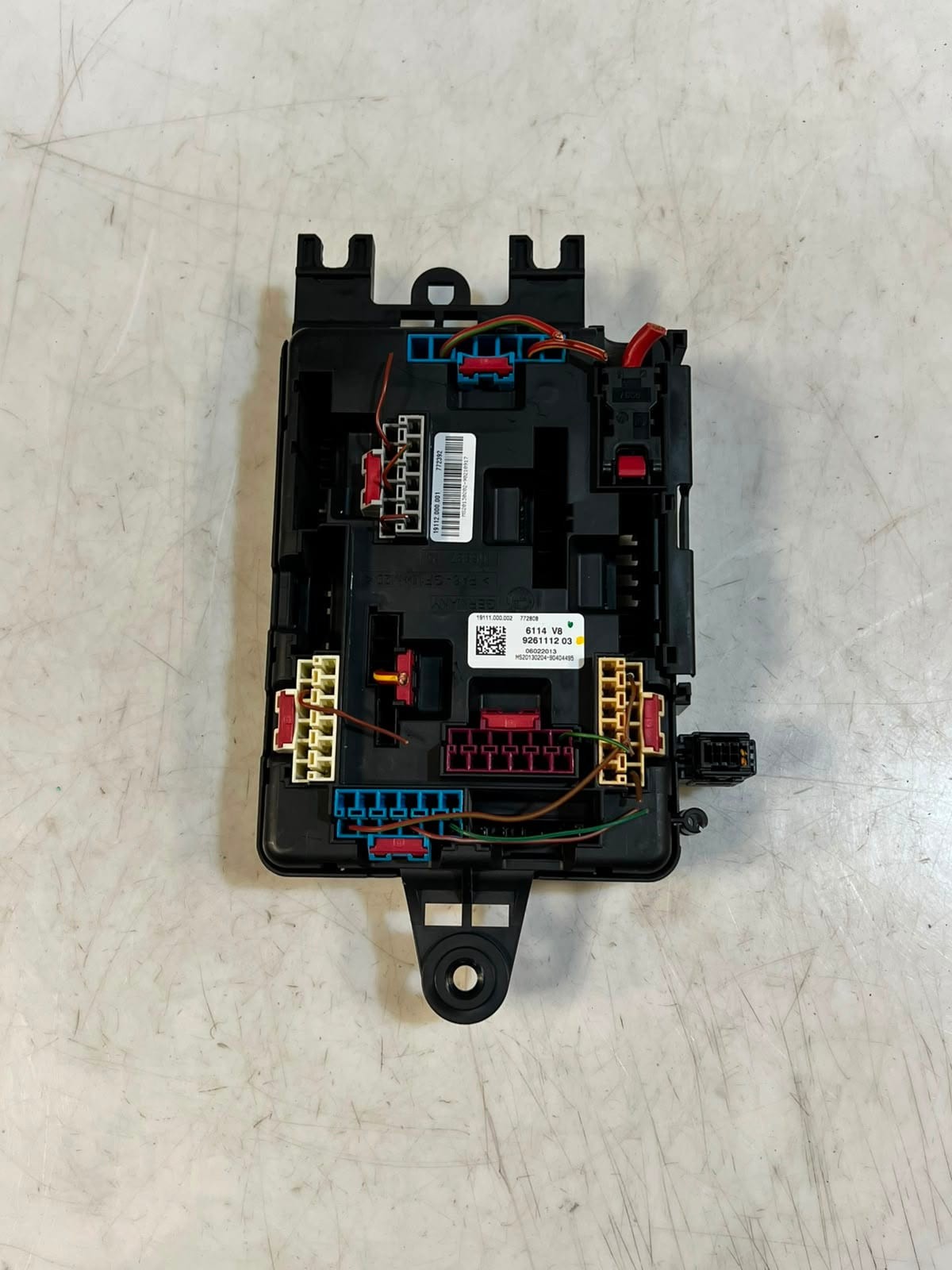 2012-2016 BMW 3 Series F30, F31, F32, and F35 328i Fuse MODULE Box 9261112 OEM