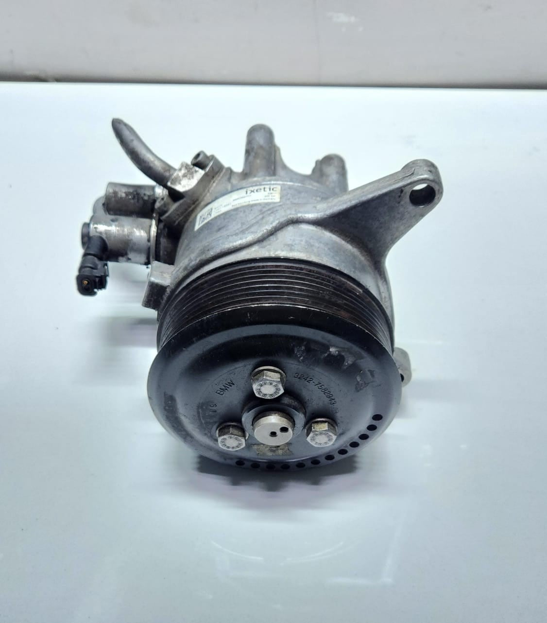 BMW  F10 Hydraulic Pump Dynamic Drive 6850590 6 Series OEM