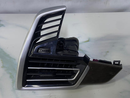 OEM BMW G05 F95 G06 F96 G07 Air Vent Fresh Air Grill Left 9399469