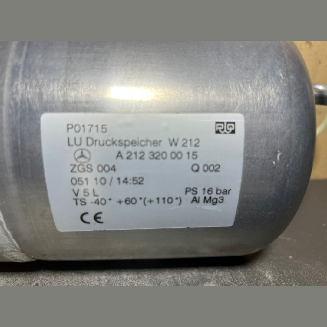 10-16 Mercedes W212 AMG E63 Air Suspension Pressure Reservoir Tank A212 3200015
