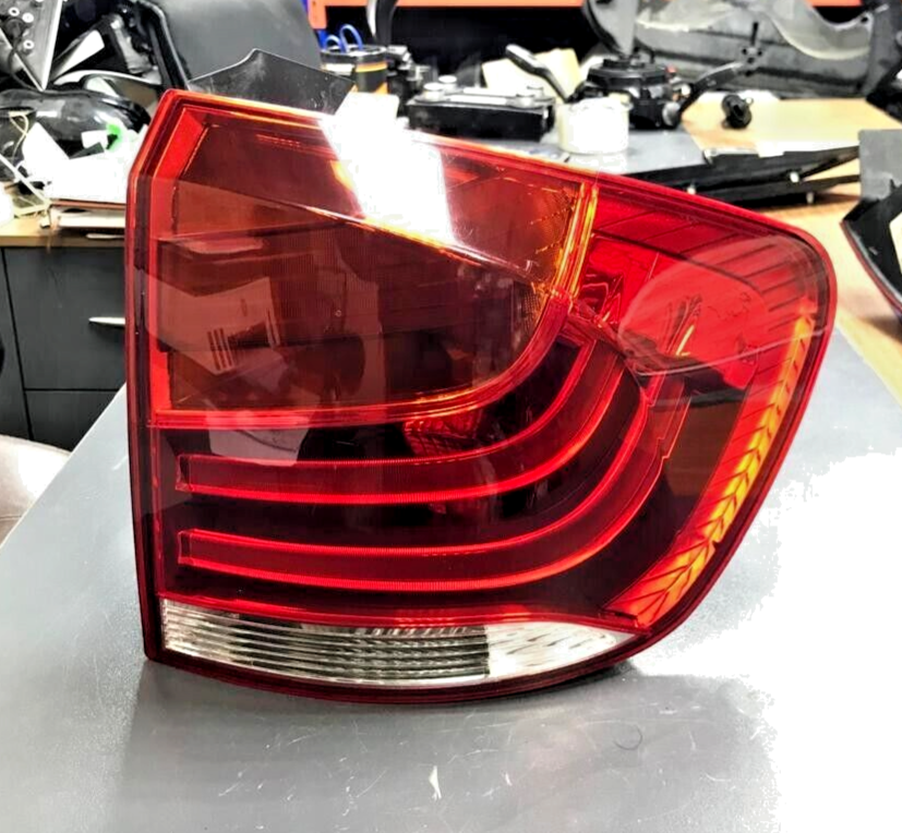 BMW X1 E84 RIGHT SIDE REAR OUTER TAIL LIGHT  OEM 2990110