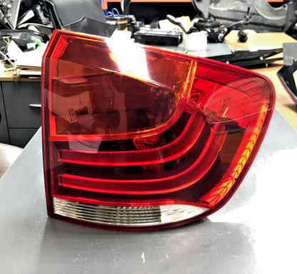 BMW X1 E84 RIGHT SIDE REAR OUTER TAIL LIGHT  OEM 2990110