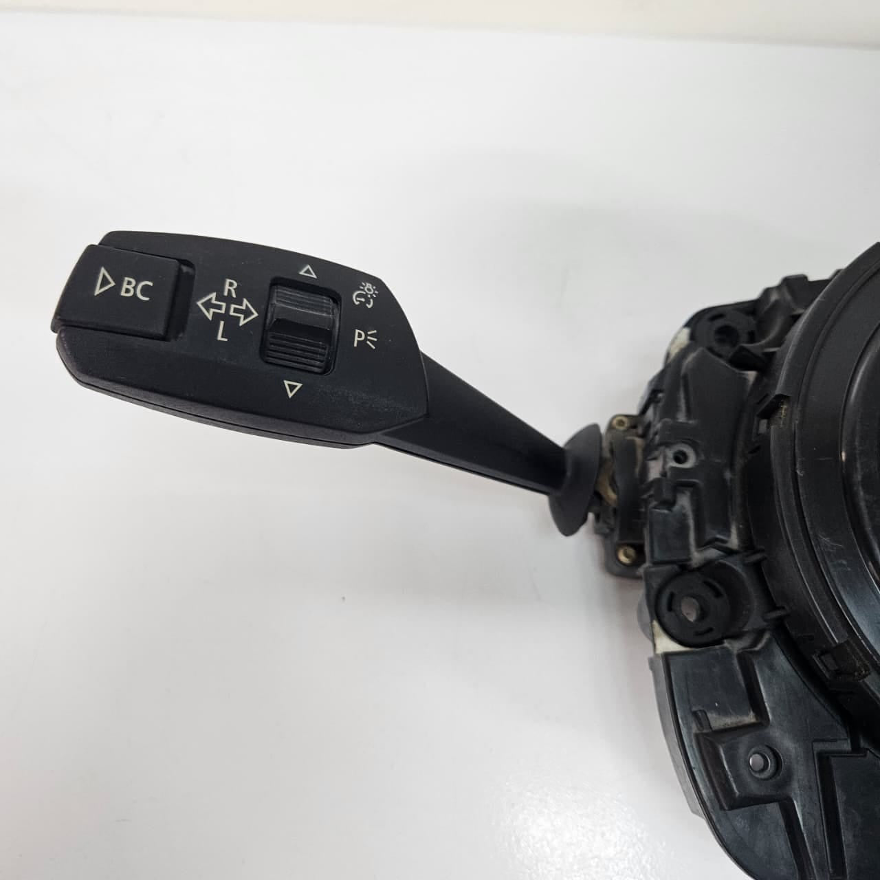 OEM BMW 3 Series E90 E91 Steering Column Combination Switch 6989562
