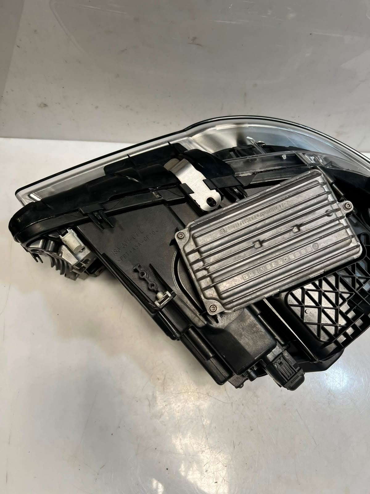 2015-2018 BMW M5 5 Series F10 F11 LCI Adaptive Led Headlight Left 7460597 ECE