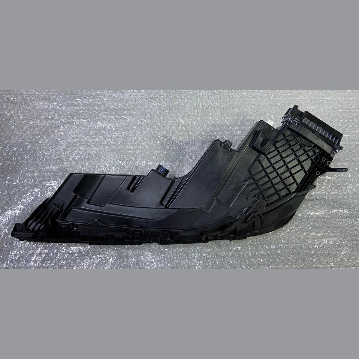 OEM BMW 7 Series G70 Headlight Upper LED Front 9879936 Right Side Used 15-20 km