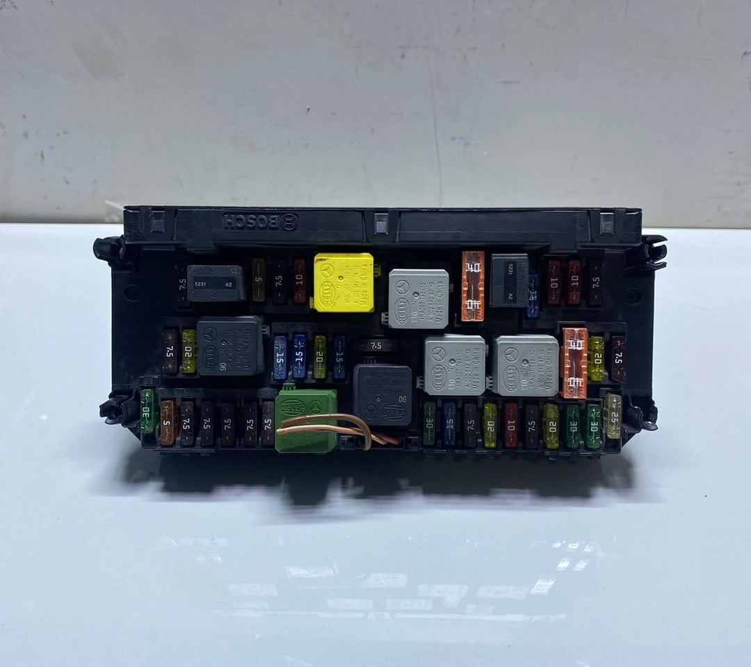 2010-2016 Mercedes-Benz E350 Fuse Box Module SAM Control Unit A2129006129