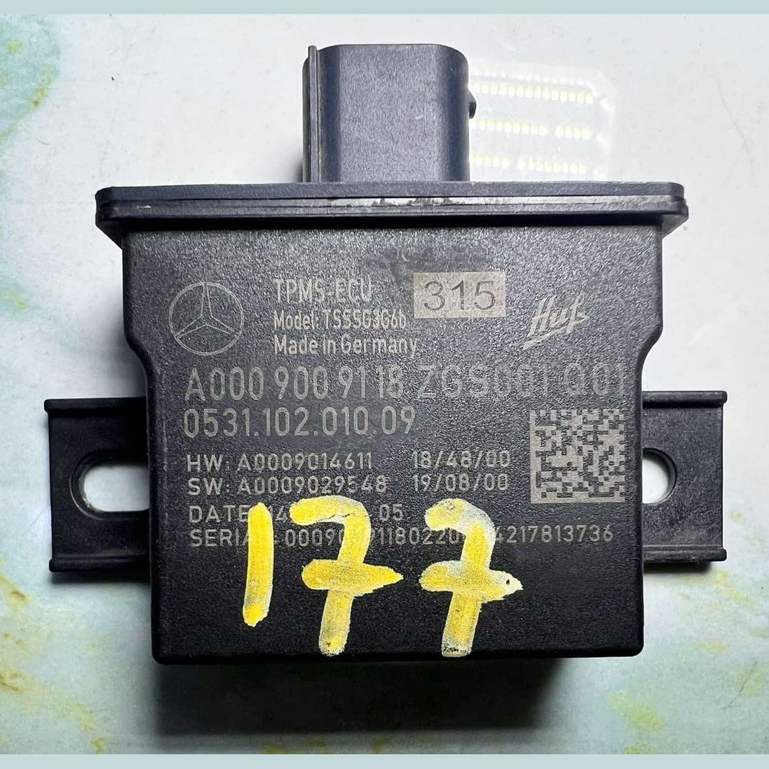 Mercedes Tire Pressure Control Unit A0009009118 W247 and GLE W167 