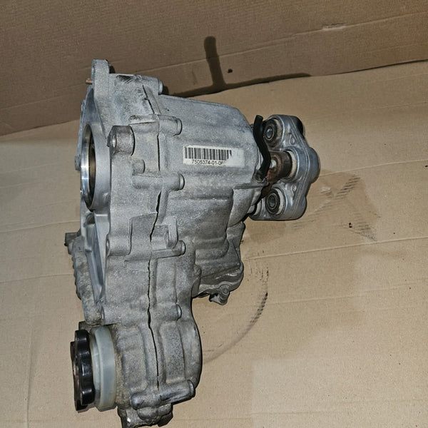 2013-2018 BMW F30 320i xDrive Transfer Case 7505374 ATC35L XDRIVE