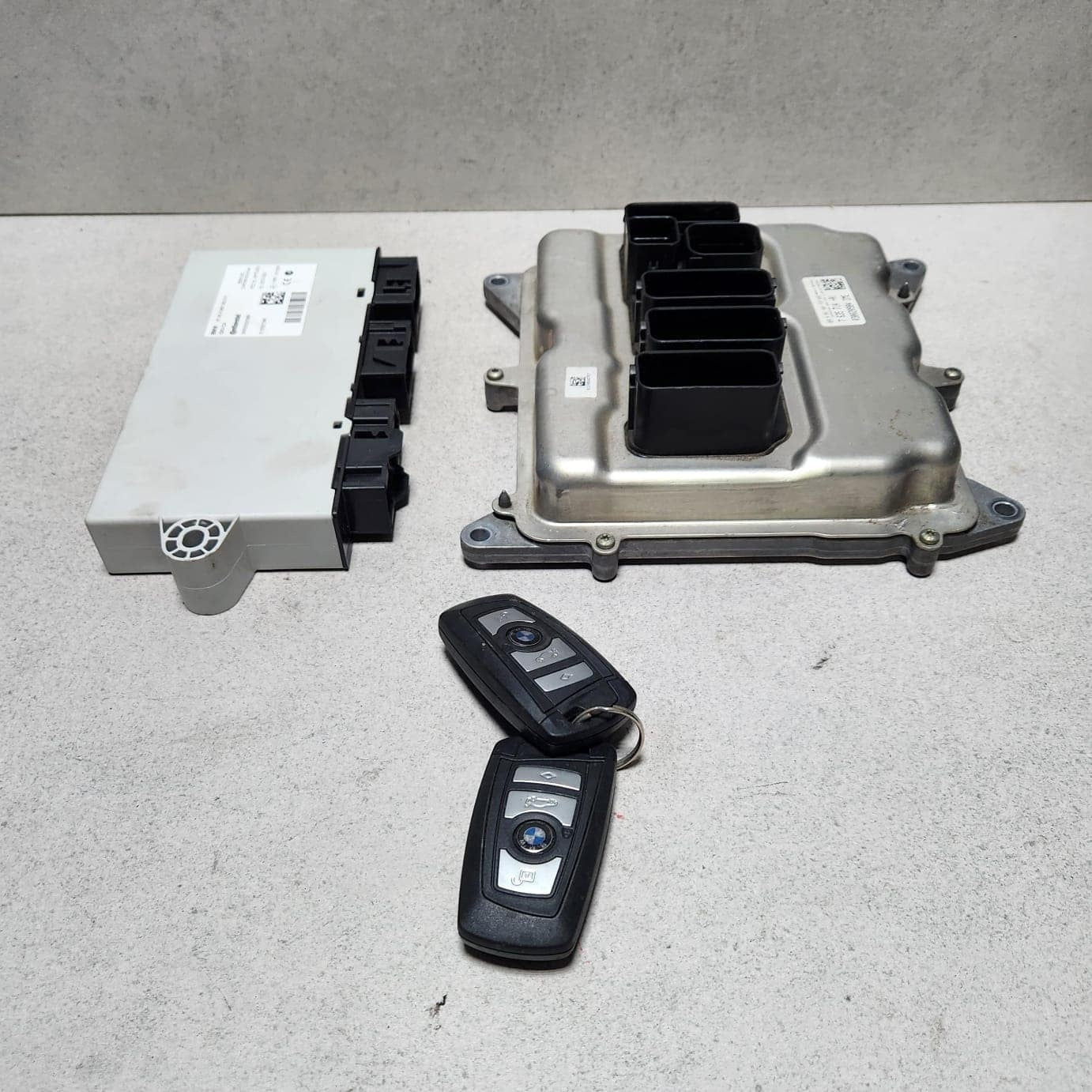 2011 BMW 528i Engine Control Unit ECU Set 7635714 F10 F11 X3 N20