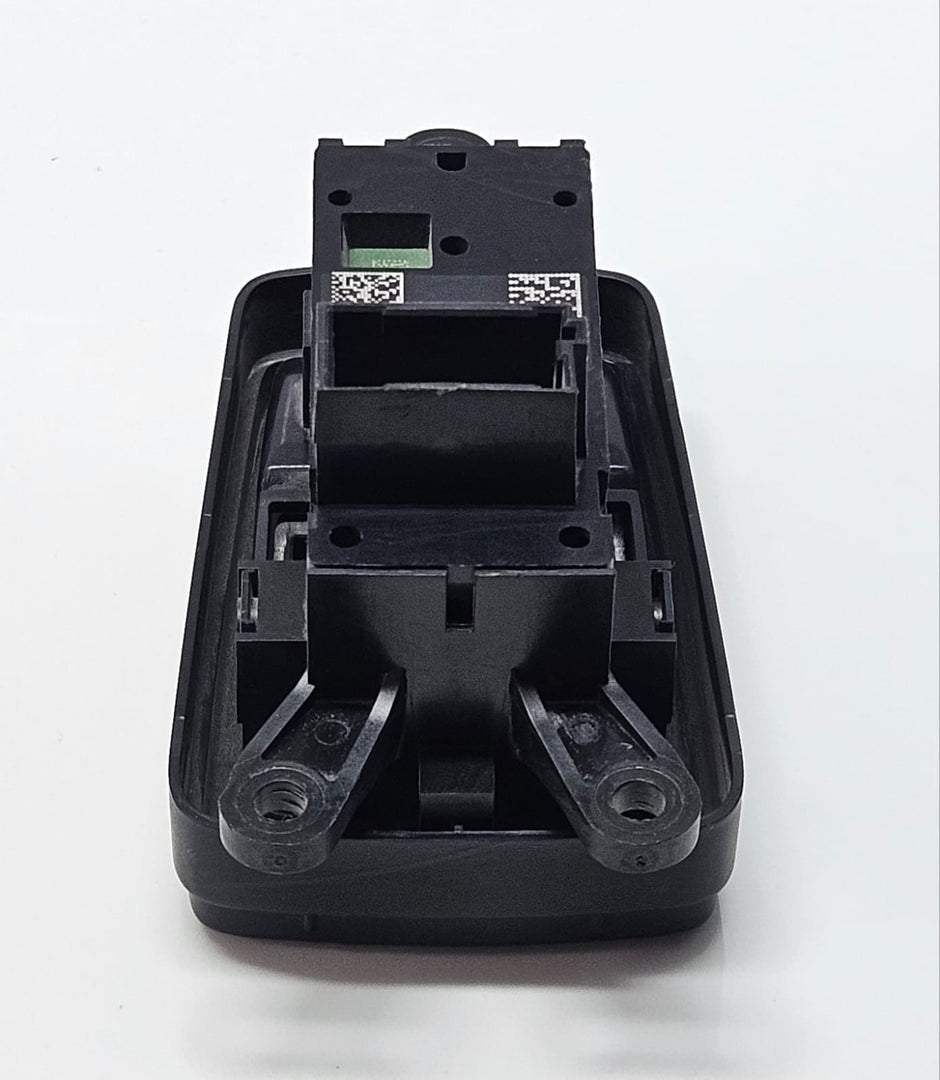  9385001-2014-2020 BMW 2 Series F45 F46 Electric Parking Brake Switch OEM