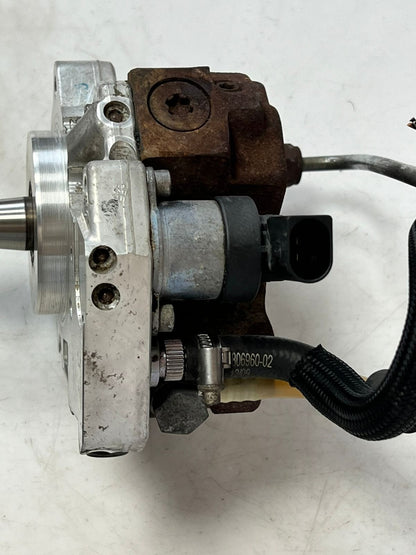 BMW E60, E61, E87, E90 3.0 diesel 330D 530D High Pressure Fuel Pump 7798333 OEM