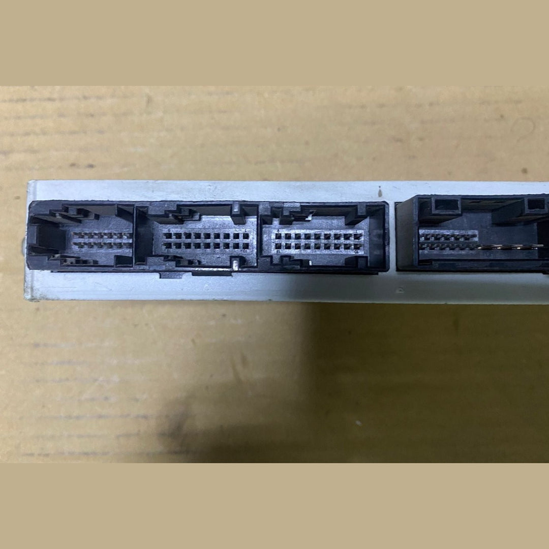 2004-2005 BMW 745i Door Control Module 6964141 7 Series E65 E66