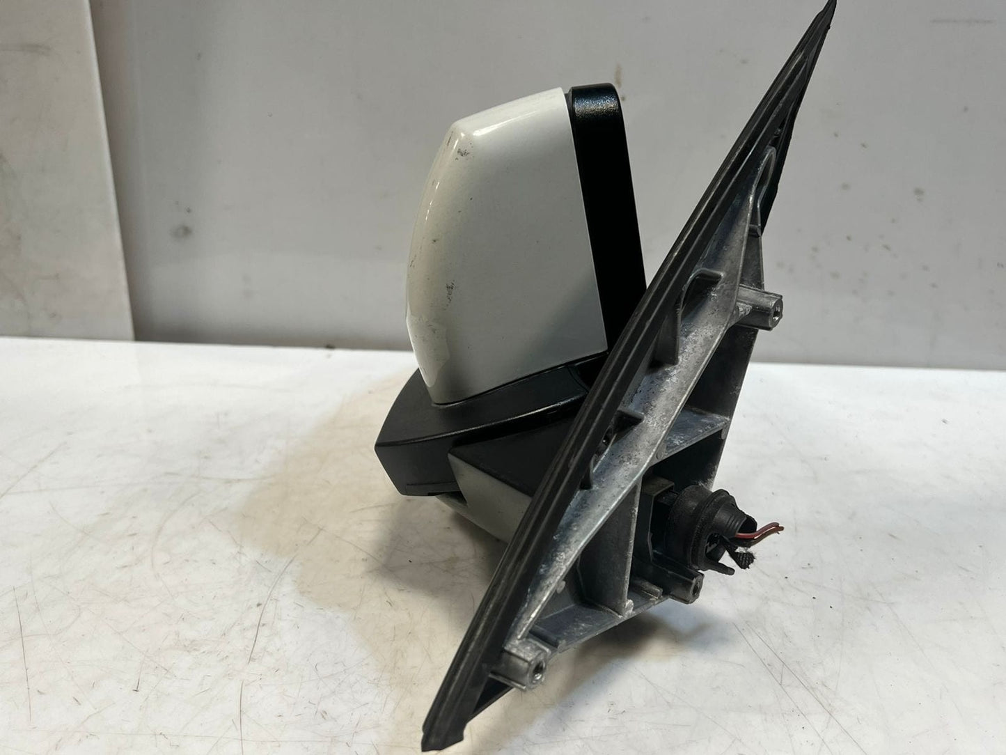 2006-2013 BMW X5 E70 Right Side Mirror Housing 2607094 7136887 7181175 OEM