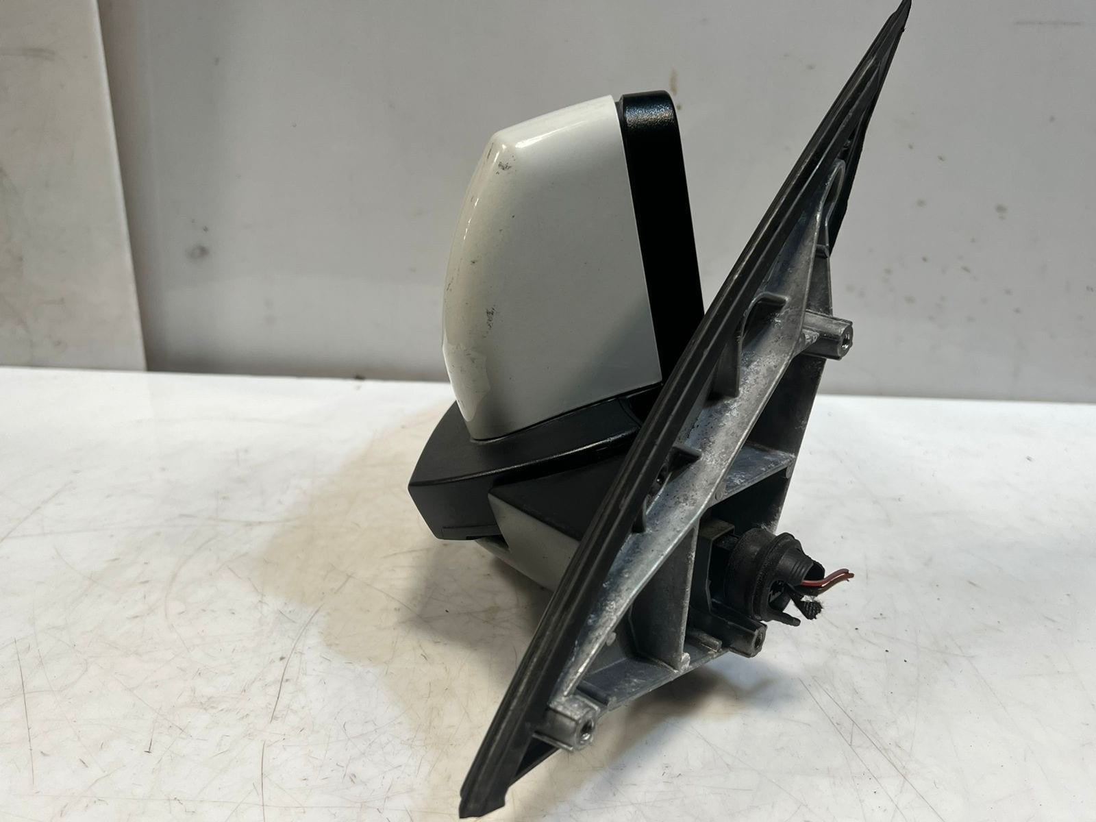 2006-2013 BMW X5 E70 Right Side Mirror Housing 2607094 7136887 7181175 OEM