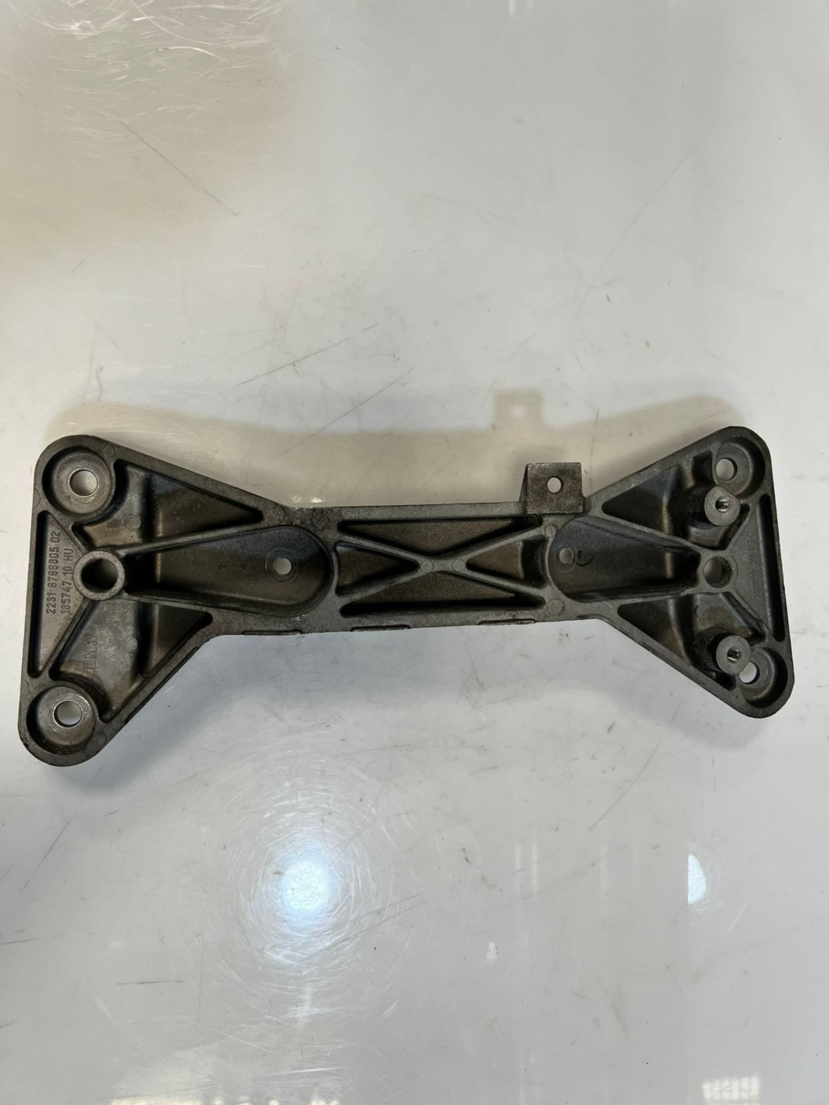 BMW F20 F21 F30 F31 F35 Gearbox Mounting Bracket 6796605 OEM
