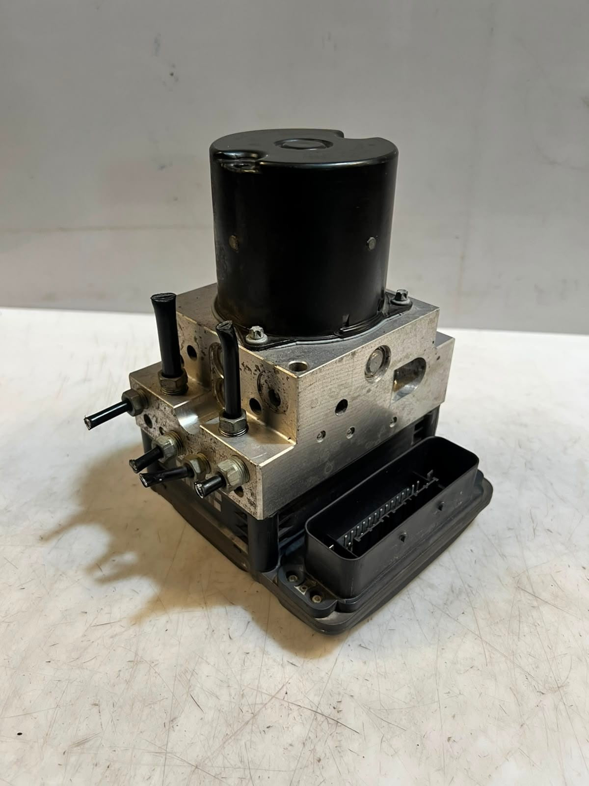 2008-2010 BMW E6X 535i 5 Series E60 520d Abs Pump Control Module 6783360 OEM