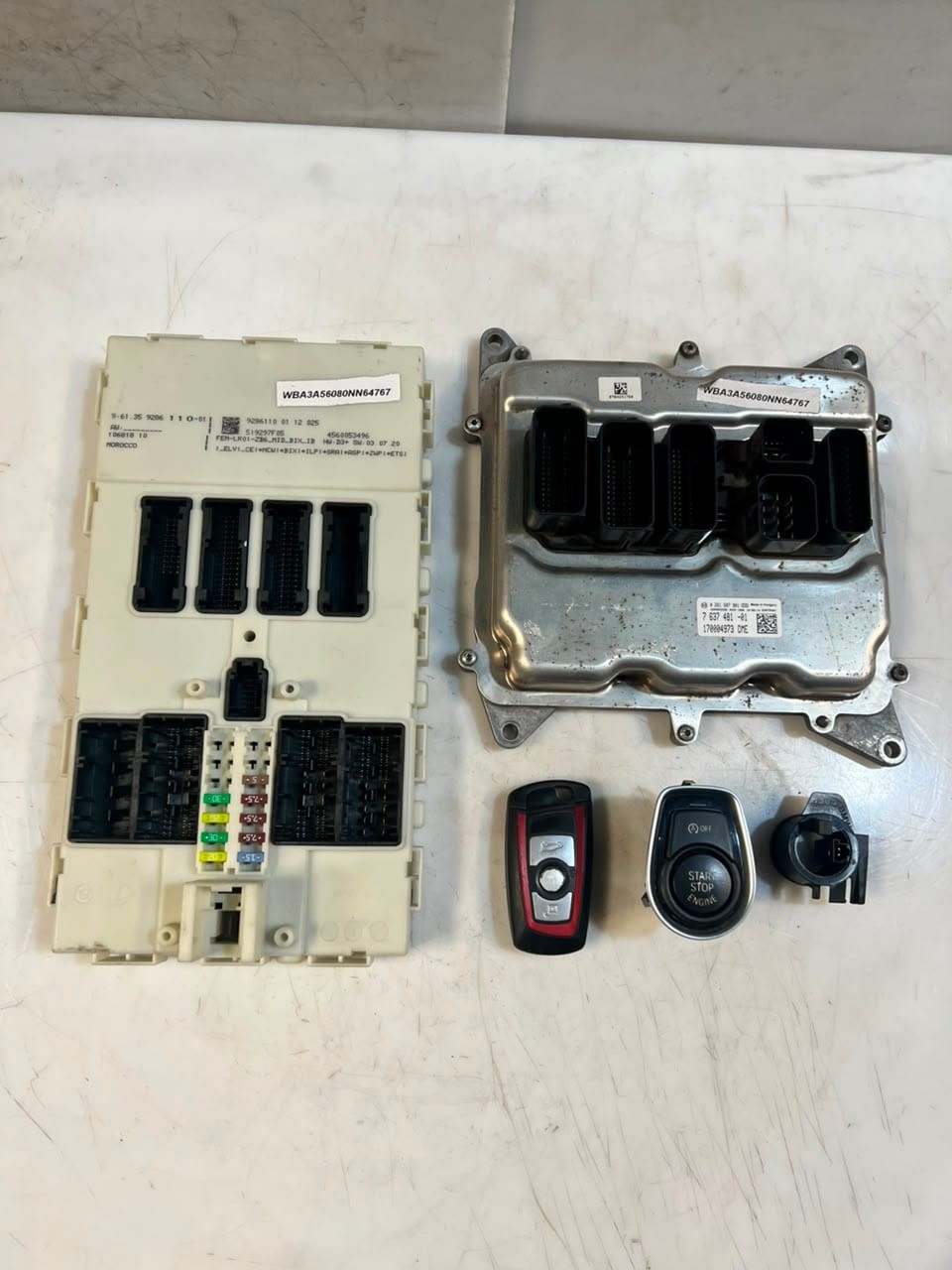 2012 BMW 3' F30 N20 328i Engine Control Unit ECU SET DME+FEM+1KEY 7637481