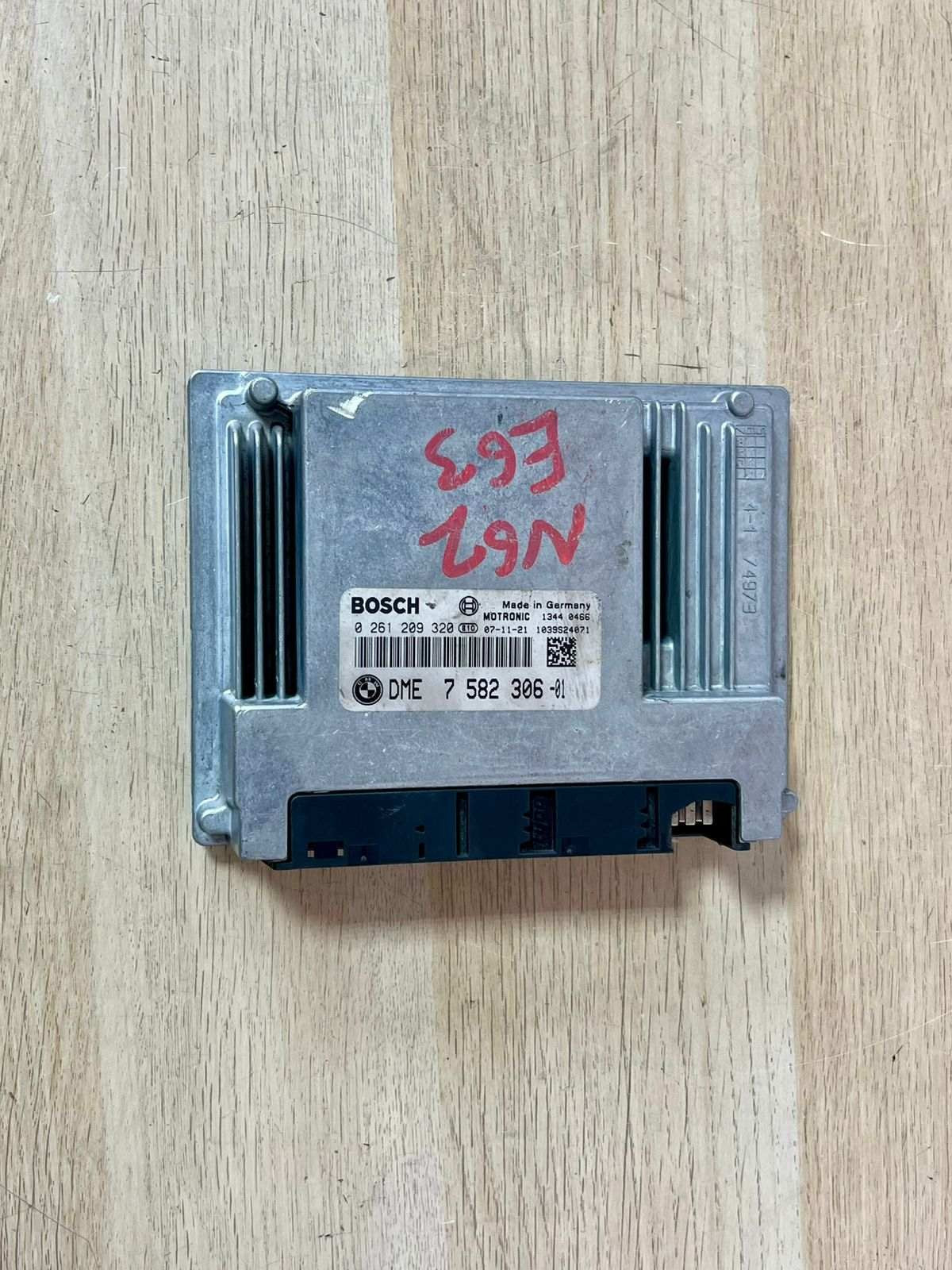 2008 BMW 750Li Engine Control Unit 7582306 750Li, X5, E60, E61, E63 E64 E65 4.8 