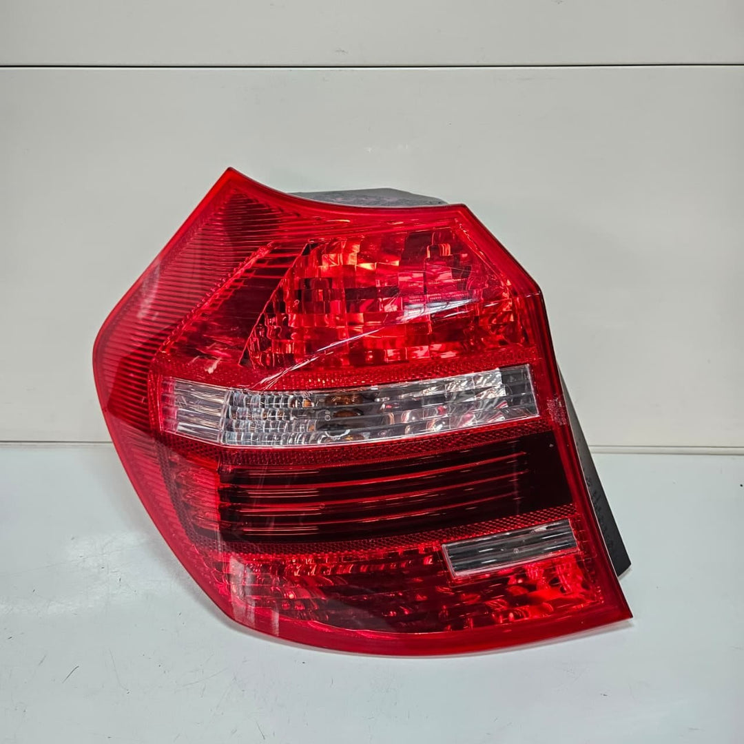 7131297-2008 BMW 1 Series E81 E87 120i Rear Taillight Rear Left OEM