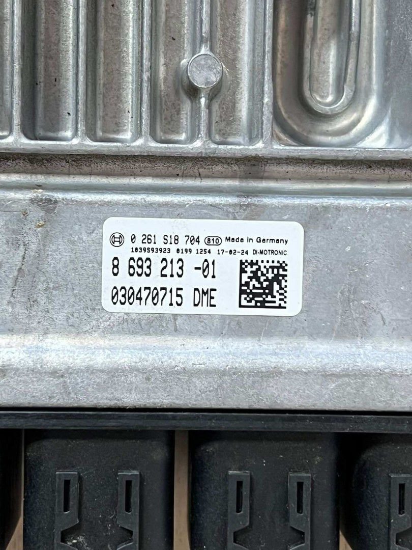 2016-2018 BMW 330e Engine Control Module 8693213 F30 330e 2.0L Hybrid ECU SET 