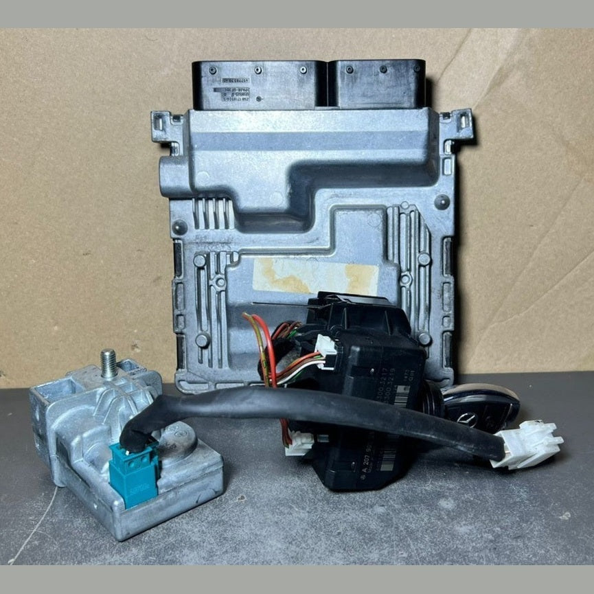 10-14 Mercedes-Benz W204 ECU Modulo Controllo Motore Interruttore Chiave...