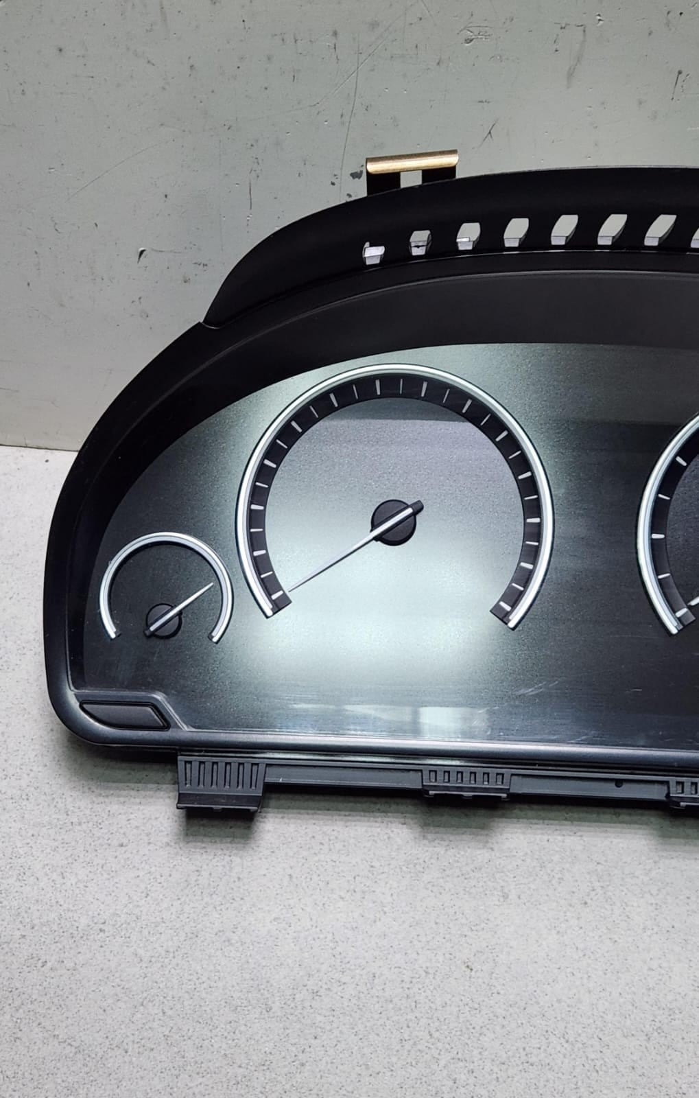 BMW Instrument Cluster Speedometer Petrol 9214719 BMW F01 F06 F07 F10 F11 F25 