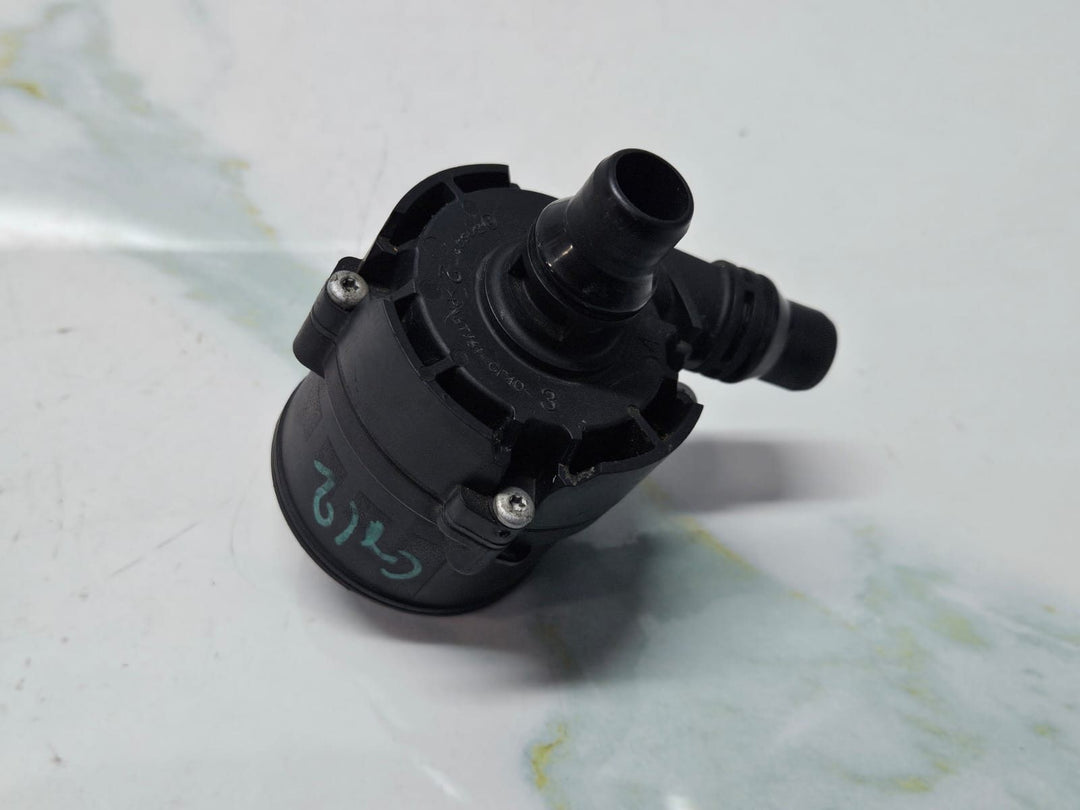 2014-2019 BMW 750i 7 Series and 5 Series Auxiliary Water Pump 9372723 OEM