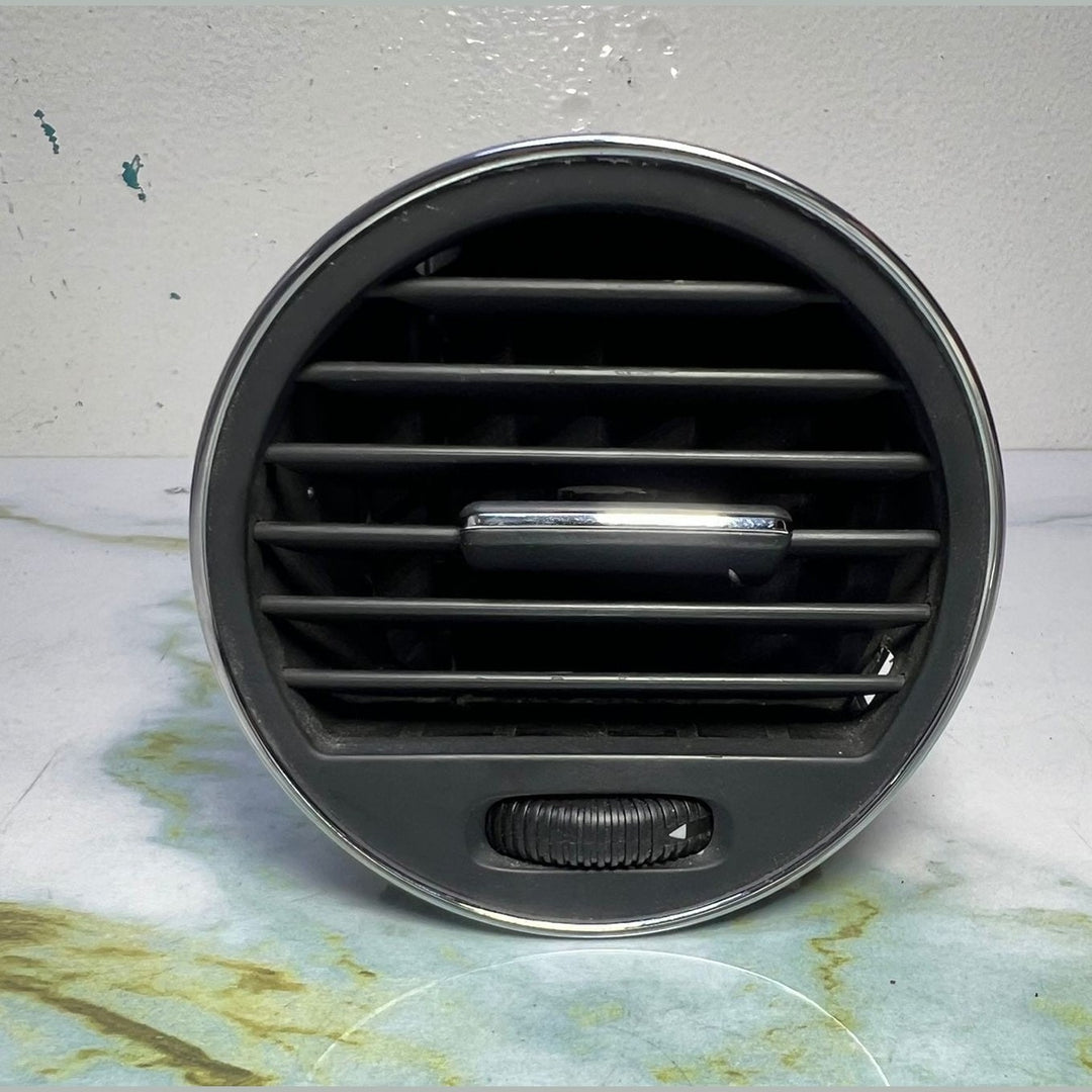 Mercedes Dashboard Air Vent A2198300254 CLS Class W219 C219