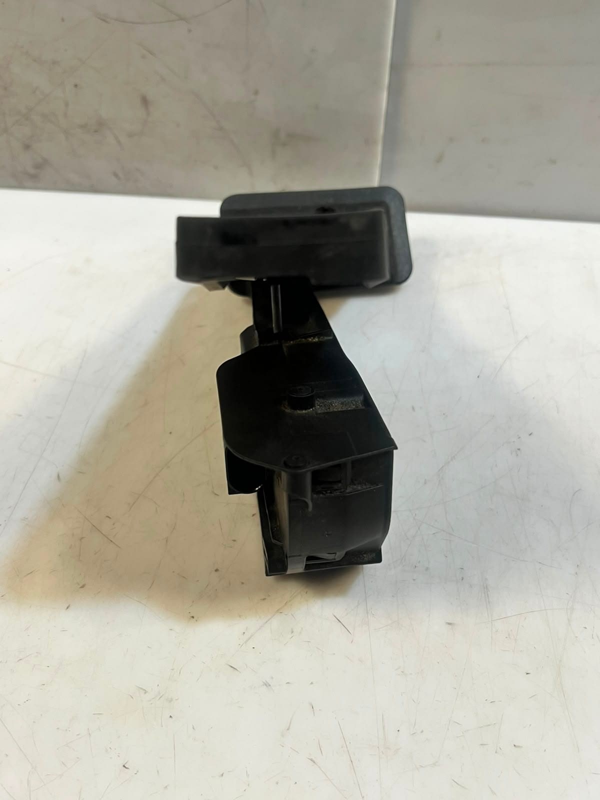 2016 BMW F10 F11 F12 F06 G30 750i 530I Accelerator Pedal Sensor 6859999 OEM