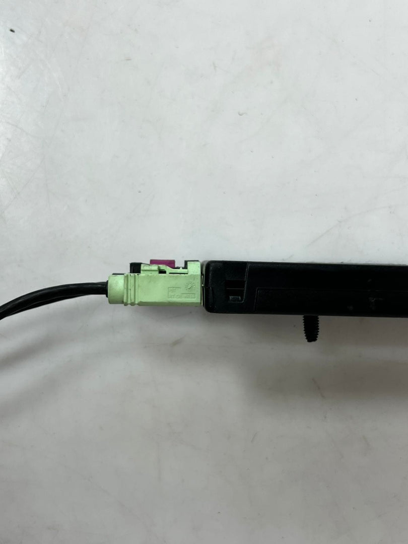 2015-2018 BMW X4 2.0L or 3.0L Diversity Antenna Amplifier 9291374 OEM