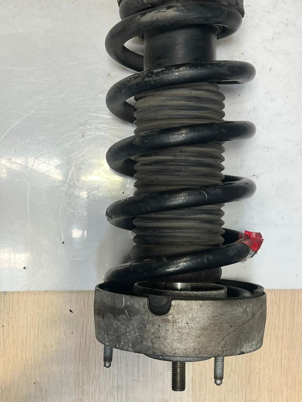 2015-2017 BMW X5 F15 F16 X6 30D M50D FRONT Shock Absorber 6875083 OEM