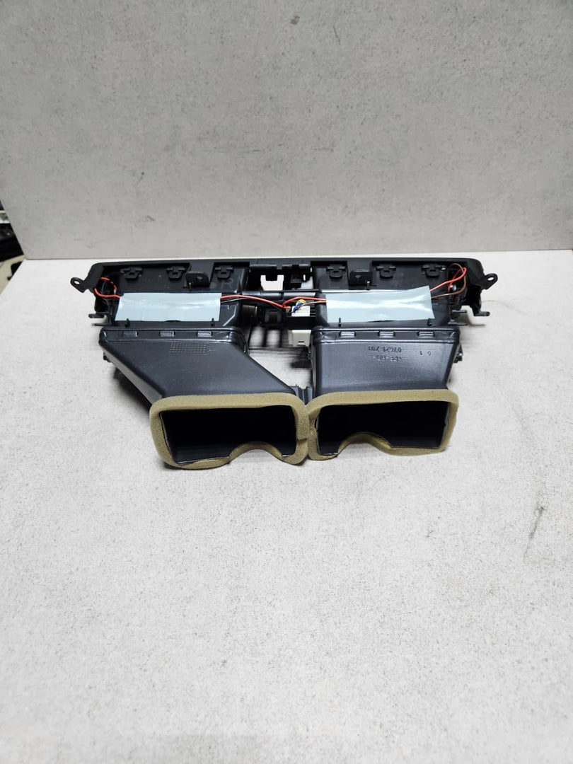 BMW Center Dash Air Vent 9209136 F10 F11 F12 F10 F11 F12 AFTERMARKET
