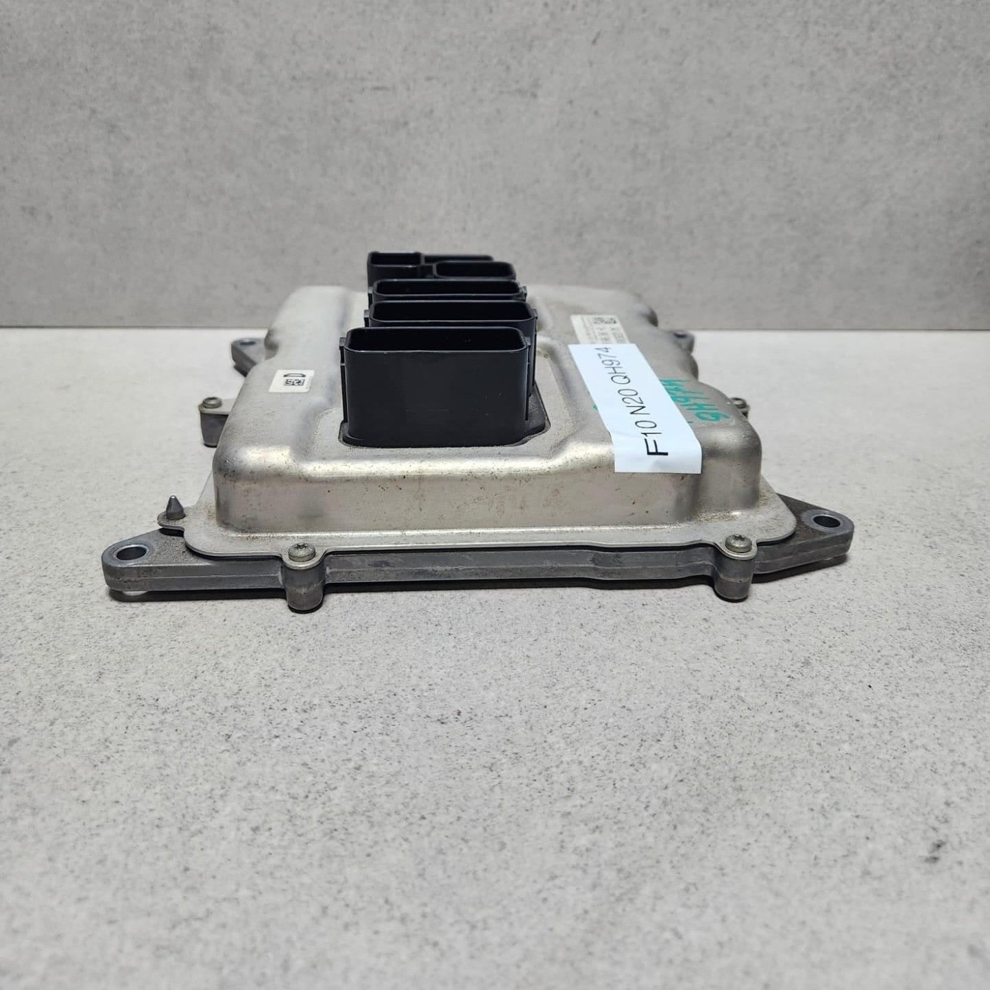 2012-2017 BMW 320i Engine Control Unit DME8606306 F30 320i F10 F11 F25