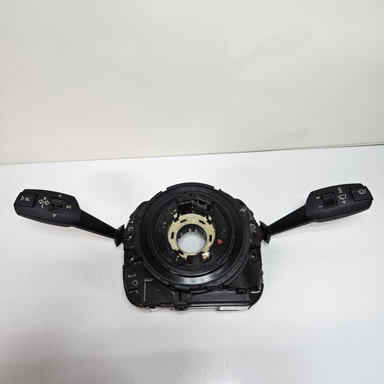 2012-2013 BMW E88, E90 X1 E84 118i Steering Column Switch 9123031