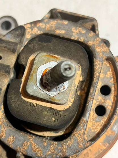 2015-2017 BMW X3 F25 X4 F26 2.0L RIGHT Engine Mount MOTOR 6868490 OEM