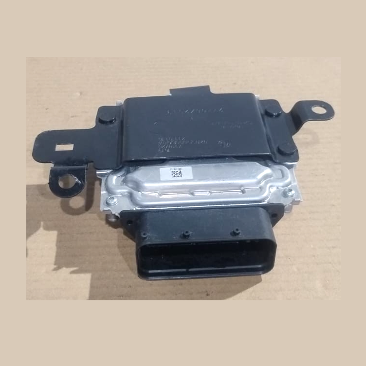 BMW 12-18 F10 F30 3 5 SERIES X5 DEF DIESEL EMISSION PUMP CONTROL UNIT 7377299