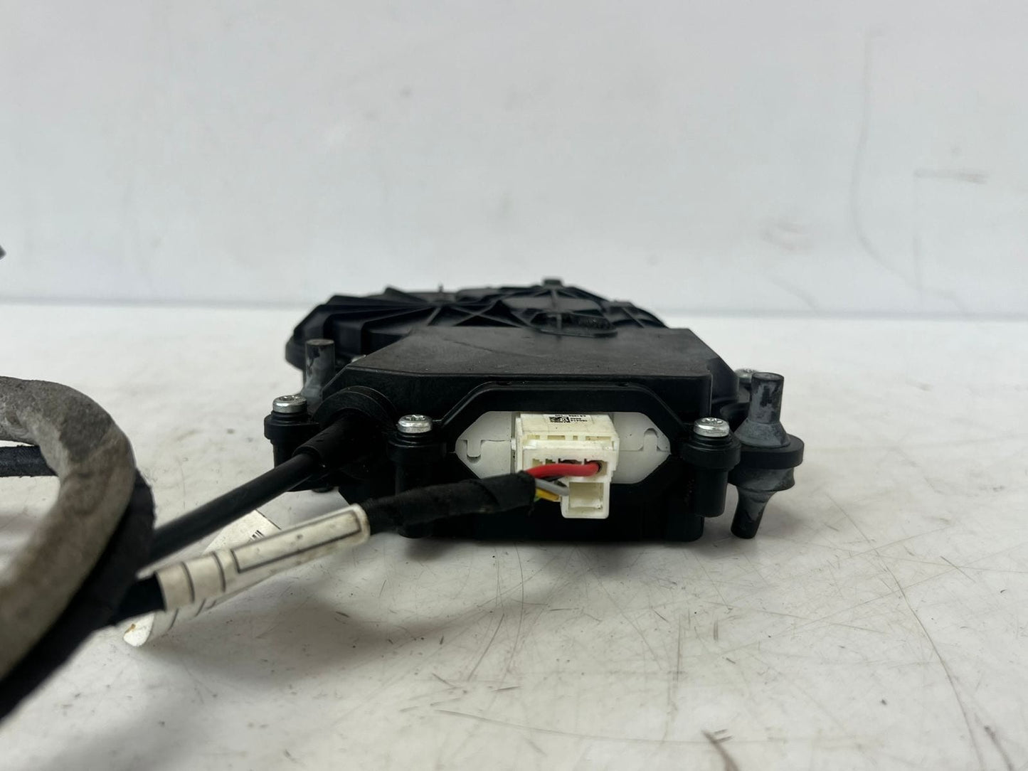 2011-2016 BMW 528i 6, 5 Series F06 F10 Trunk Lid Lock Actuator 7273752 OEM