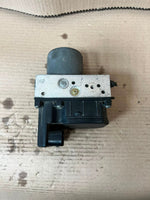 Load image into Gallery viewer, 2001-2003 BMW 5' 7' 525i E38 E39 ABS Pump Control Module 6750345 OEM