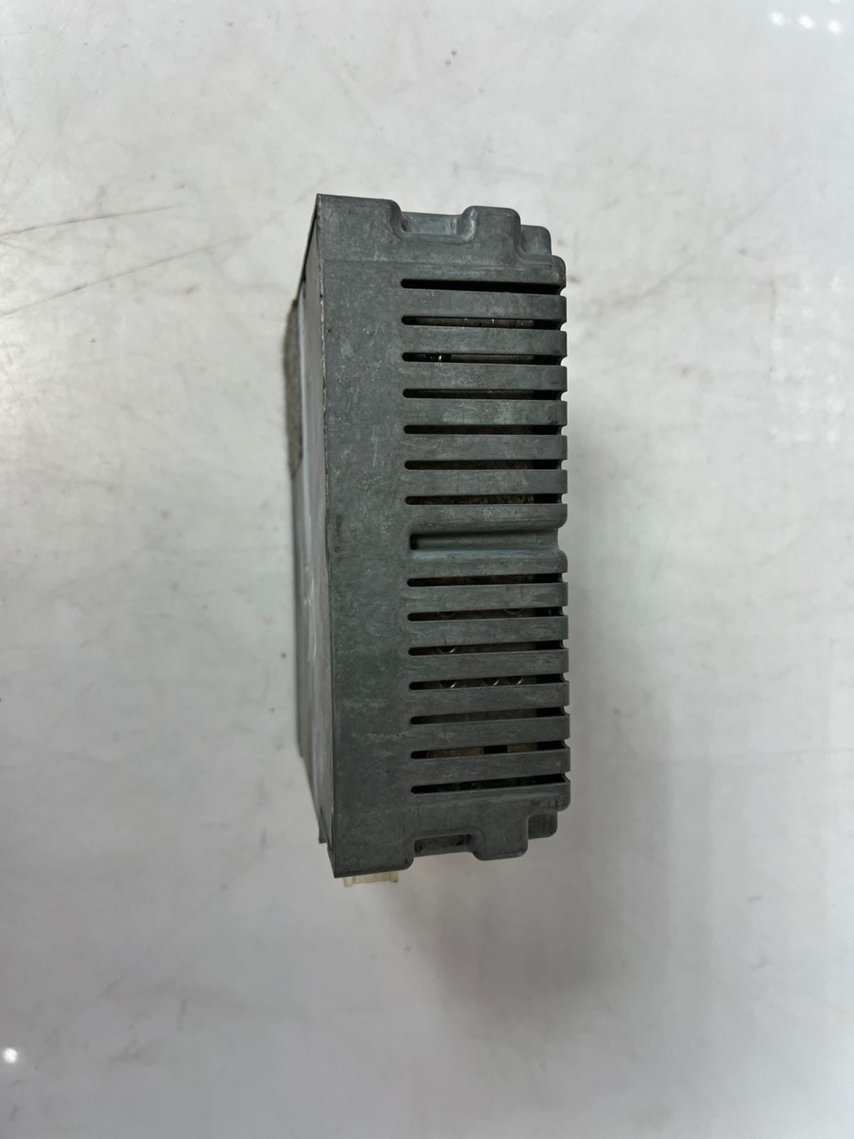2005 BMW E60, E61, E65, E90, E70 X5, E71 X6 E66 TV /Video Control Module 6958396