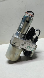 Bild in die Galerieansicht laden, 2014-2021 BMW 220i Convertible Top Hydraulic Pump 7310756 2 Series F23 OEM