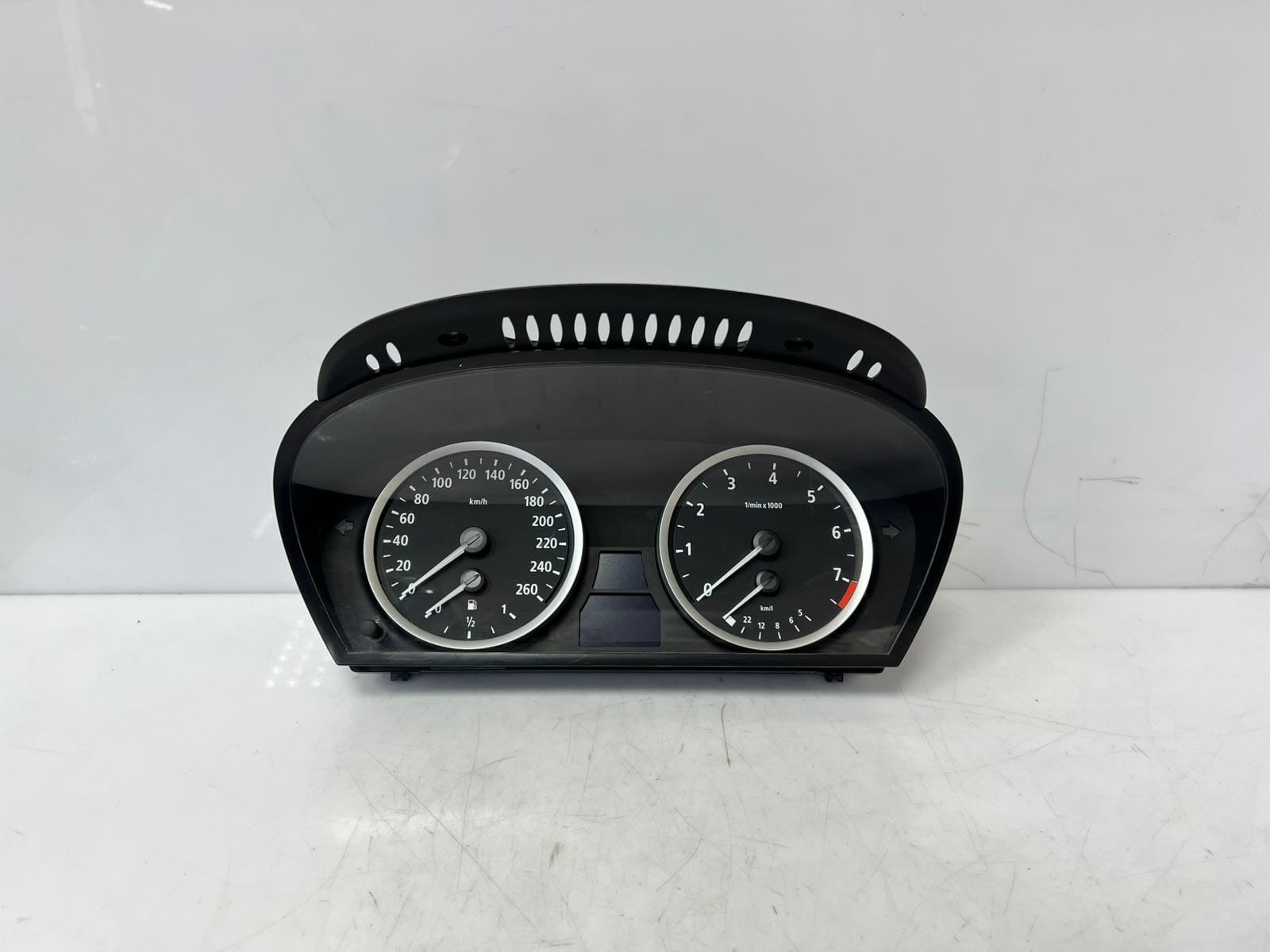 2002-07 BMW 525i 5 Series E60 N52B25 SPEEDOMETER Instrument Cluster 9135252 OEM