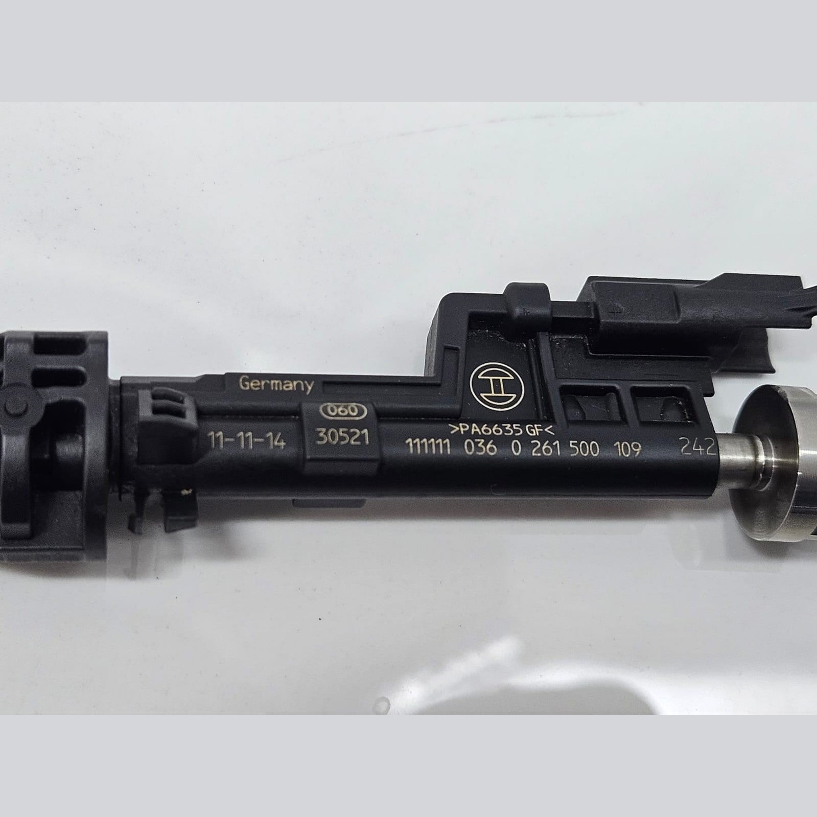 2011-2015 BMW 135i, 335i, 535i, 640i, 740i, X5 N20 N55 Fuel Injector 7597870 OEM