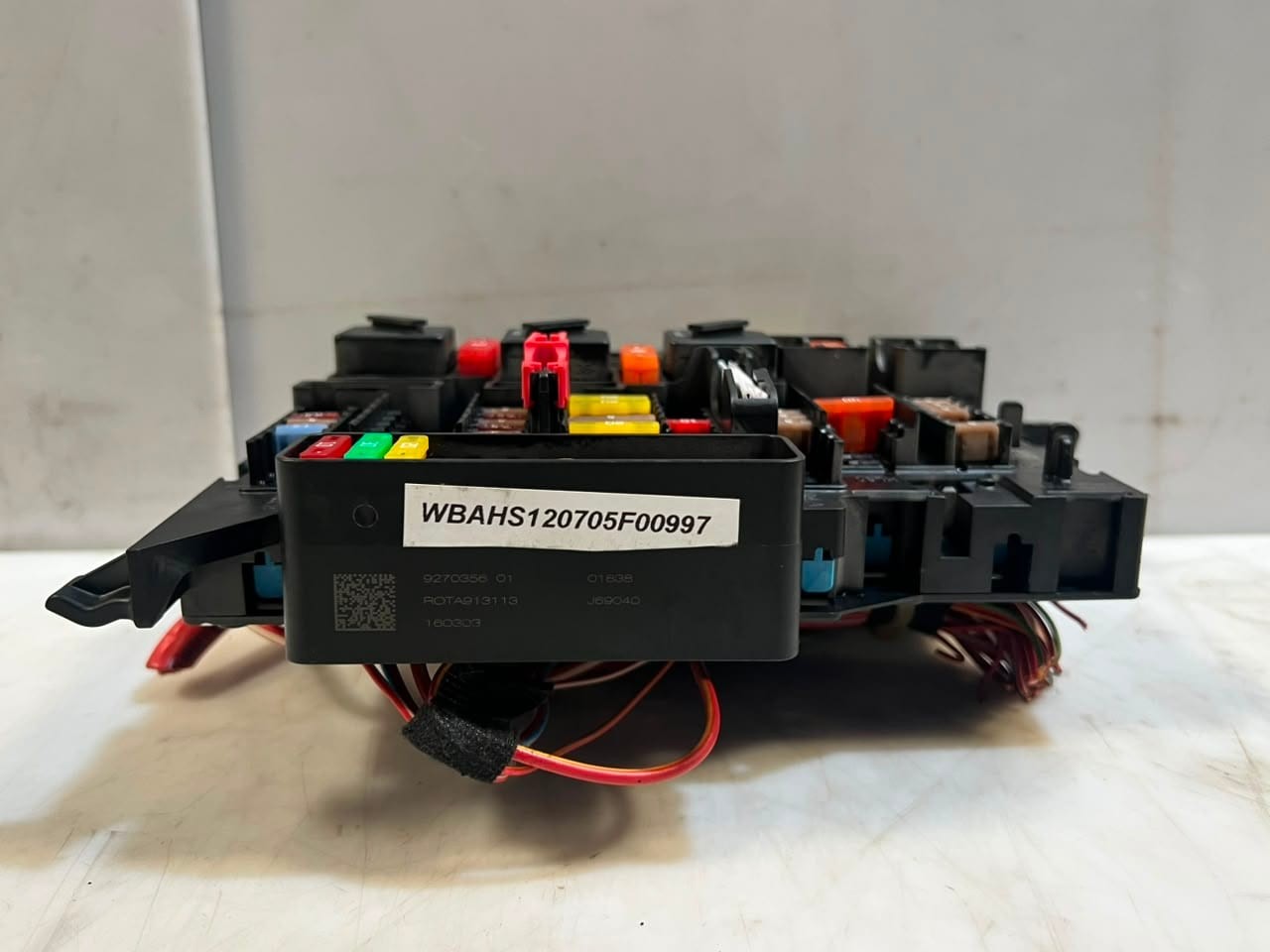 BMW 1' 2' X1 X2 F48 F39 F40 F45 POWER SUPPLY DISTRIBUTION Fuse Box 9270356 OEM