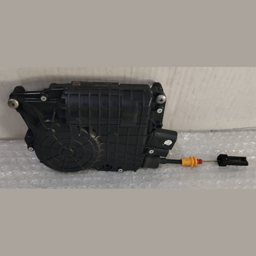 OEM BMW X5 E70  REAR RIGHT DOOR LOCK MECHANISM Automatic Closer 4153 3093 00