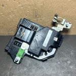 قم بتحميل الصورة إلى عارض الصور، 18-22 Mercedes-Benz W247 W118 CLA Battery Fuse Box Current Limiter A247 90636603